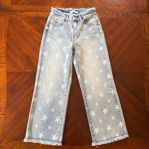 Judy Blue Cropped Straight Star Jeans 3 / 26 High Waist Stretch Crop Denim 88573 - Picture 1 of 13
